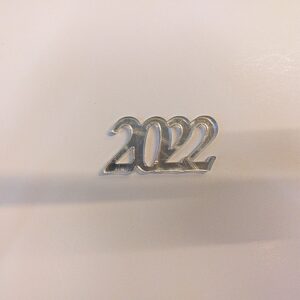 Ασημί 2022 4χ2